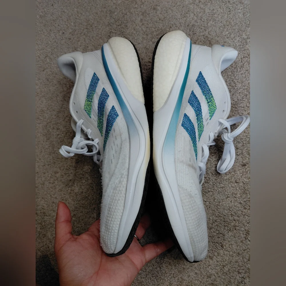 Adidas Supernova 3 Men Size 11.5 White Sneakers with Blue and Green Stripes